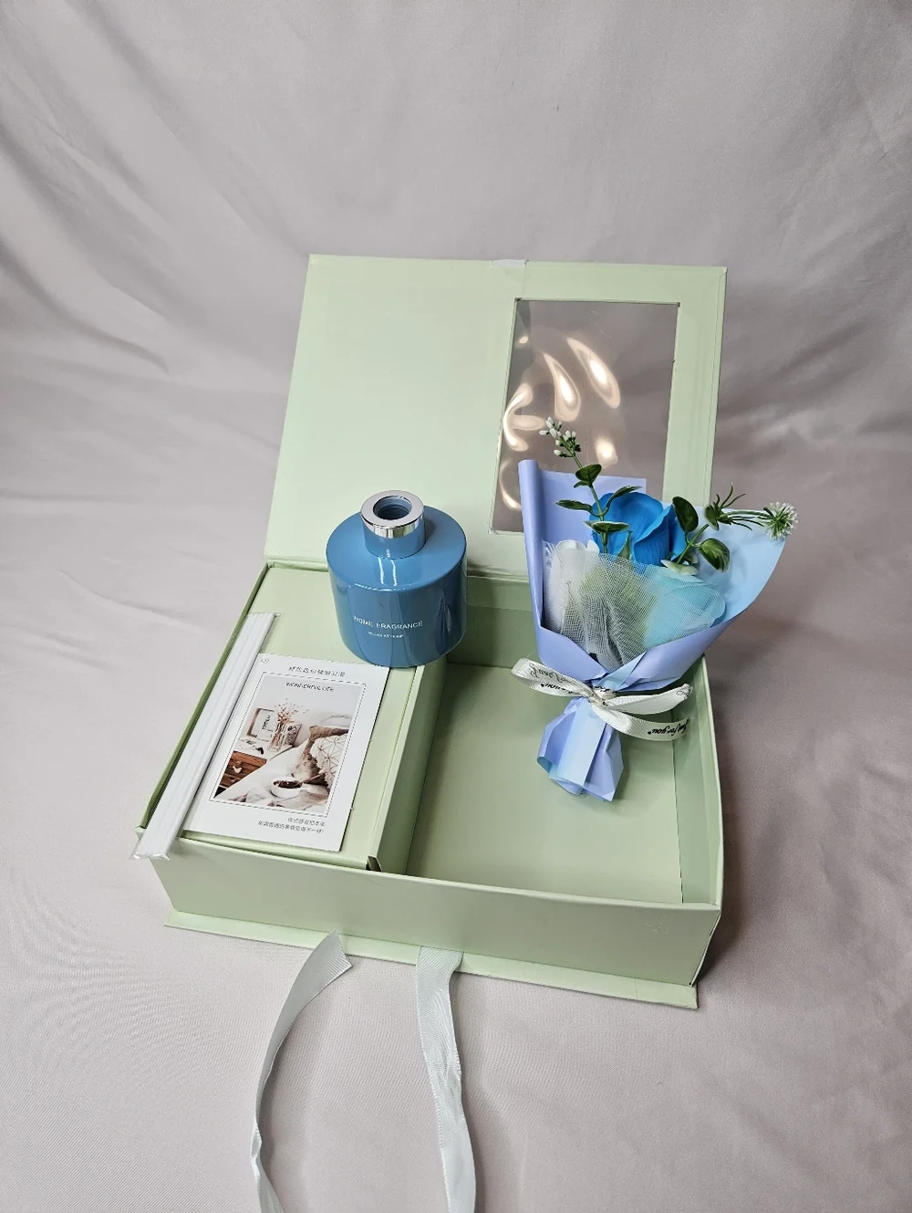 Luxury Gift Box with Reed Diffuser & Soap Flower Bouquet – The Blue Ocean